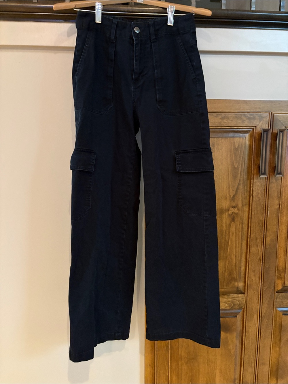 Women’s black cargo pants